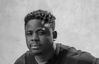 Folabi Nuel – Eledumare (Creator Of The Universe) Folabi Nuel – Eledumare (Creator Of The Universe)