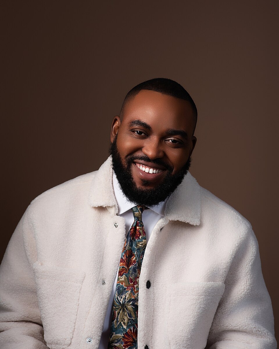 Neon Adejo - On Time